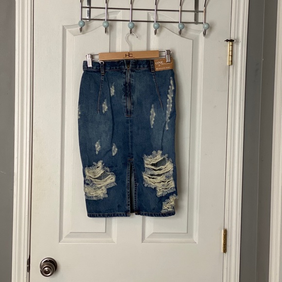 ONE TEASPOON - distressed midi skirt denim - Picture 2 of 2